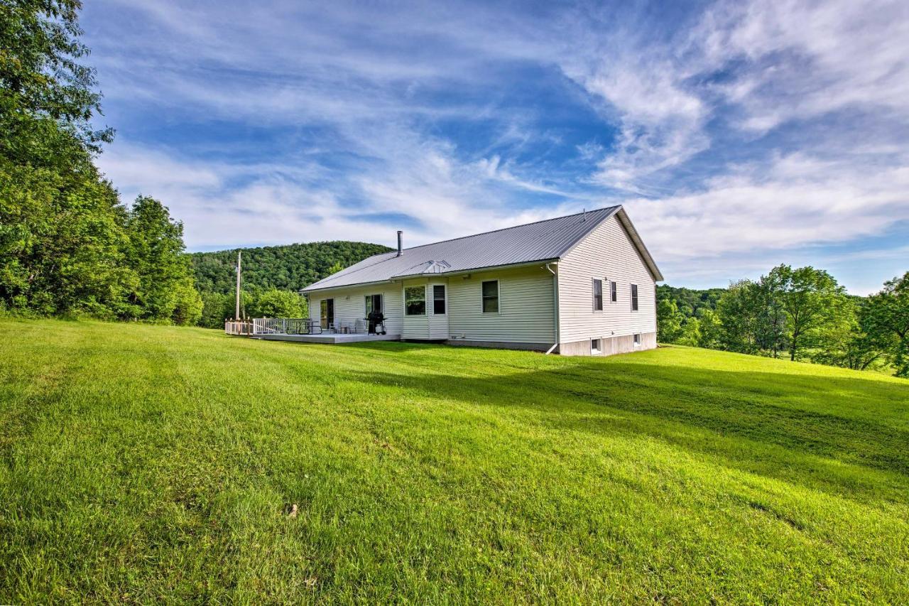 Poconos Home On 100 Private Acres Hike And Fish! Union Dale Exterior photo