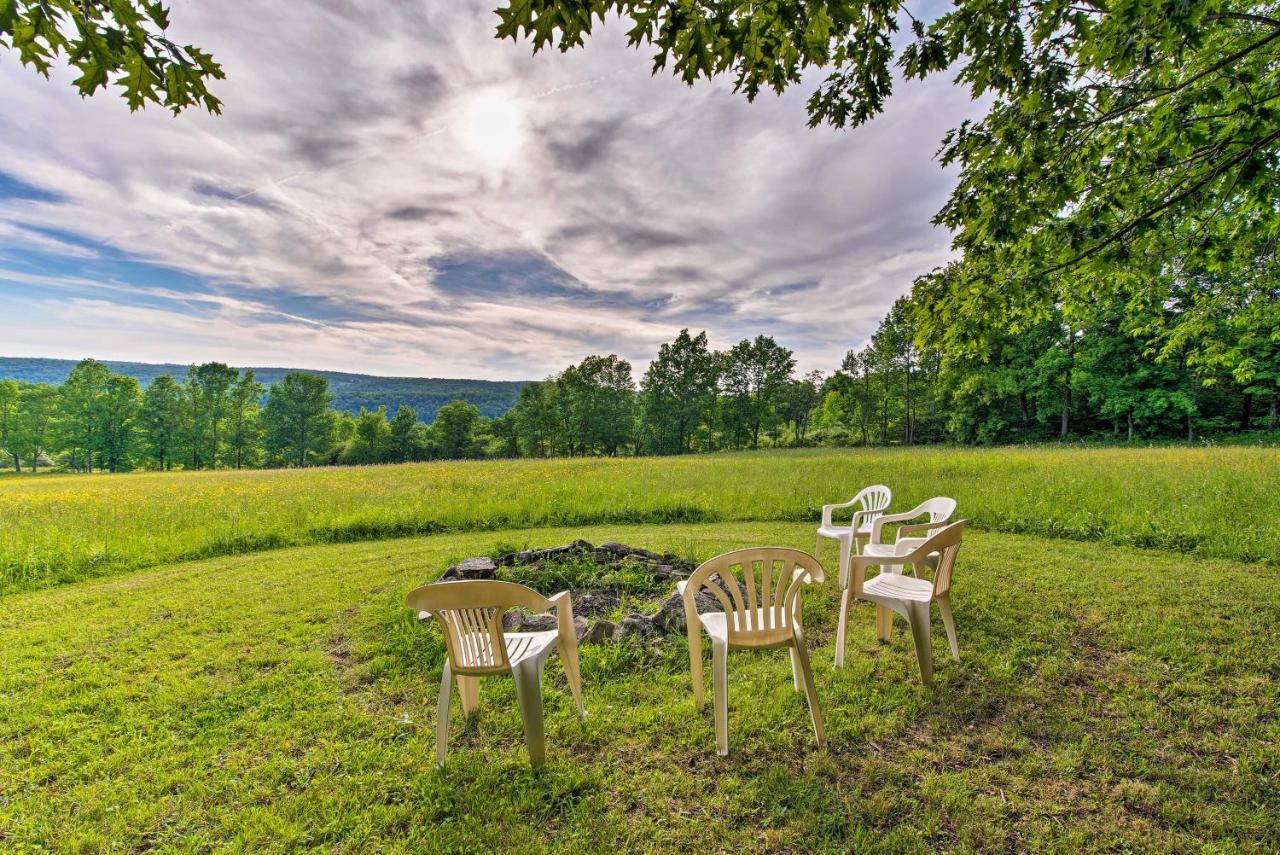 Poconos Home On 100 Private Acres Hike And Fish! Union Dale Exterior photo